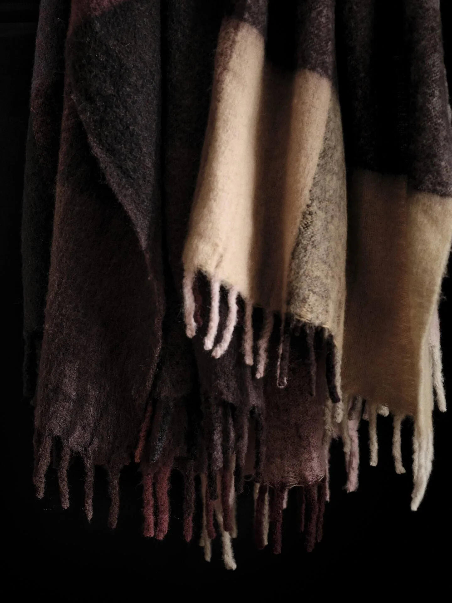 Plaid Blur en mohair, Butter-rose pâle, 130x170 cm Ferm Living