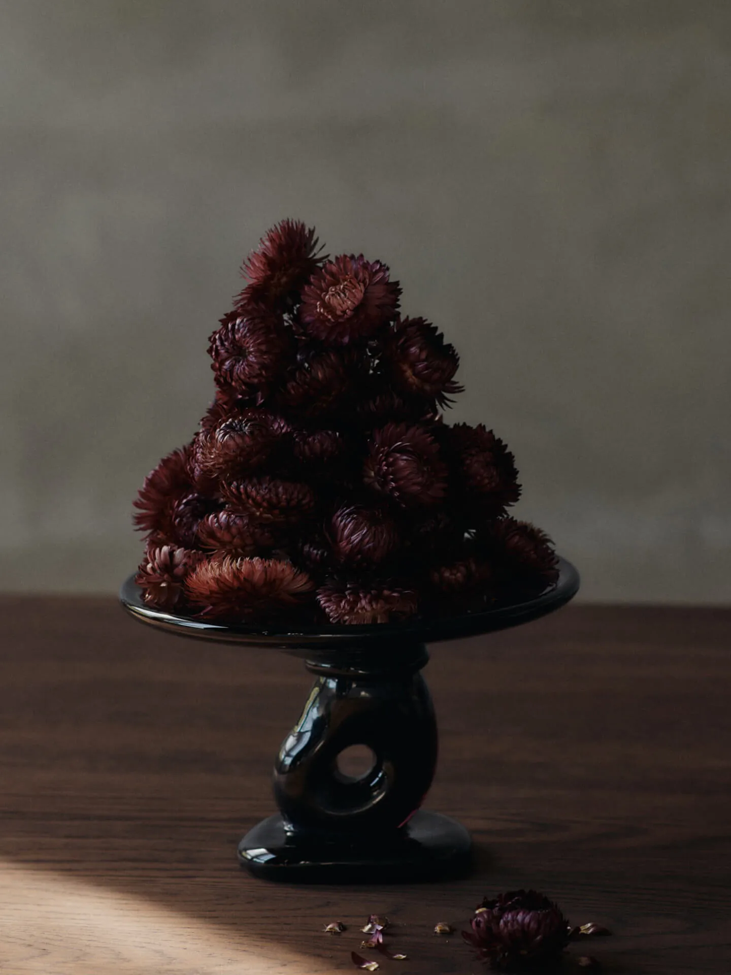 Plateau centre de table en verre Damo Ø21 cm, Dark Grape Ferm Living