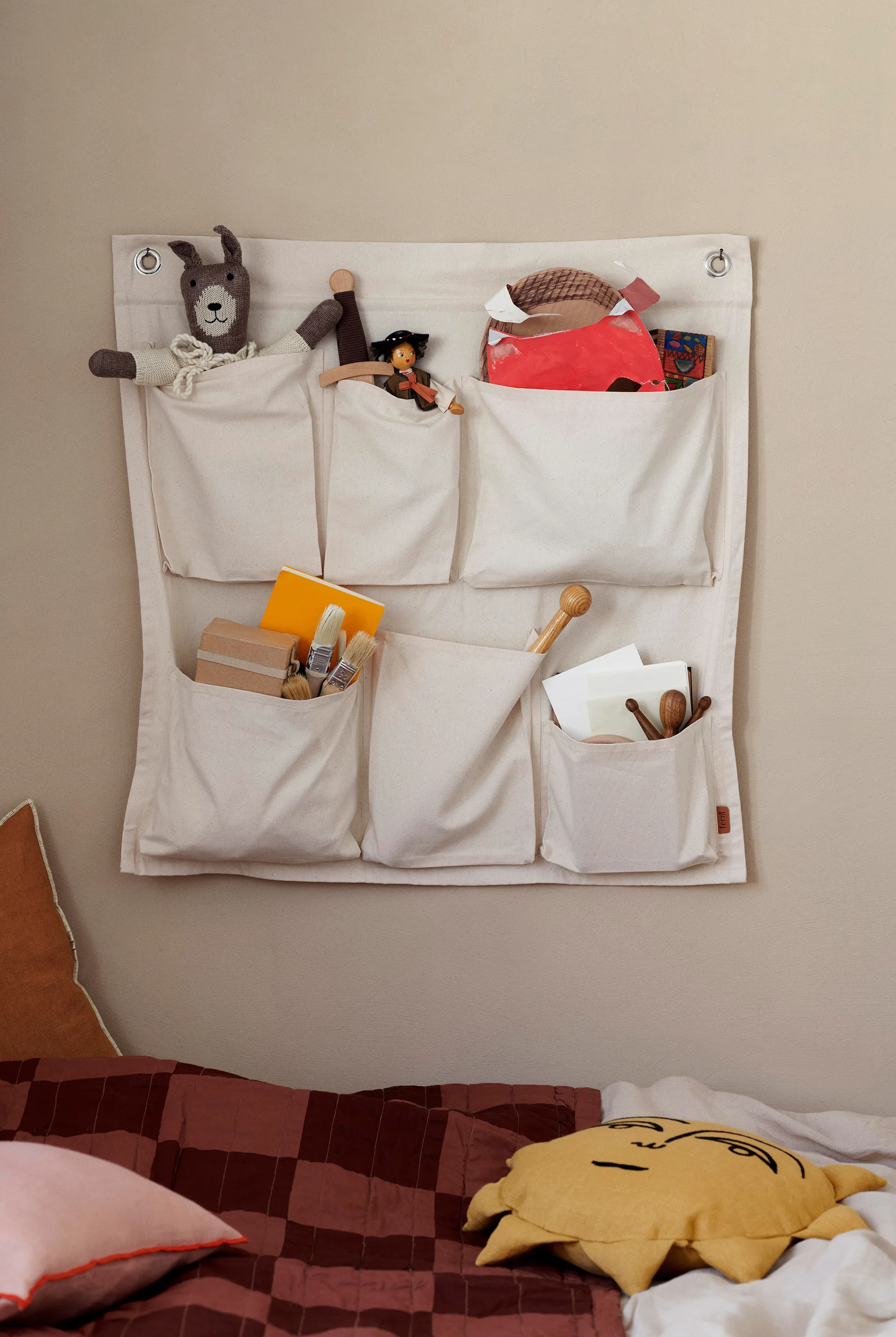 Pochettes murales en toile rangement mural, 70x70 cm  Ferm Living