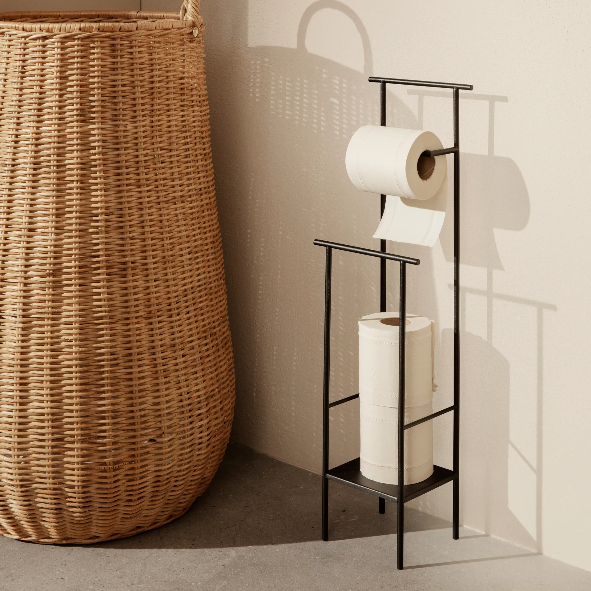 Porte-papier toilette Dora, Black Ferm Living