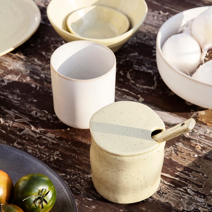 Pot à confiture avec cuillère Flow, Tacheté jaune Ferm Living