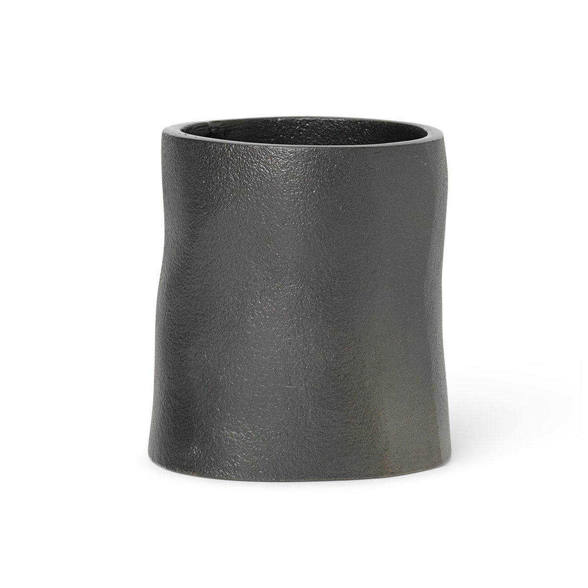 Ferm Living Pot à crayon Yama small 7,8 cm Aluminium noirci