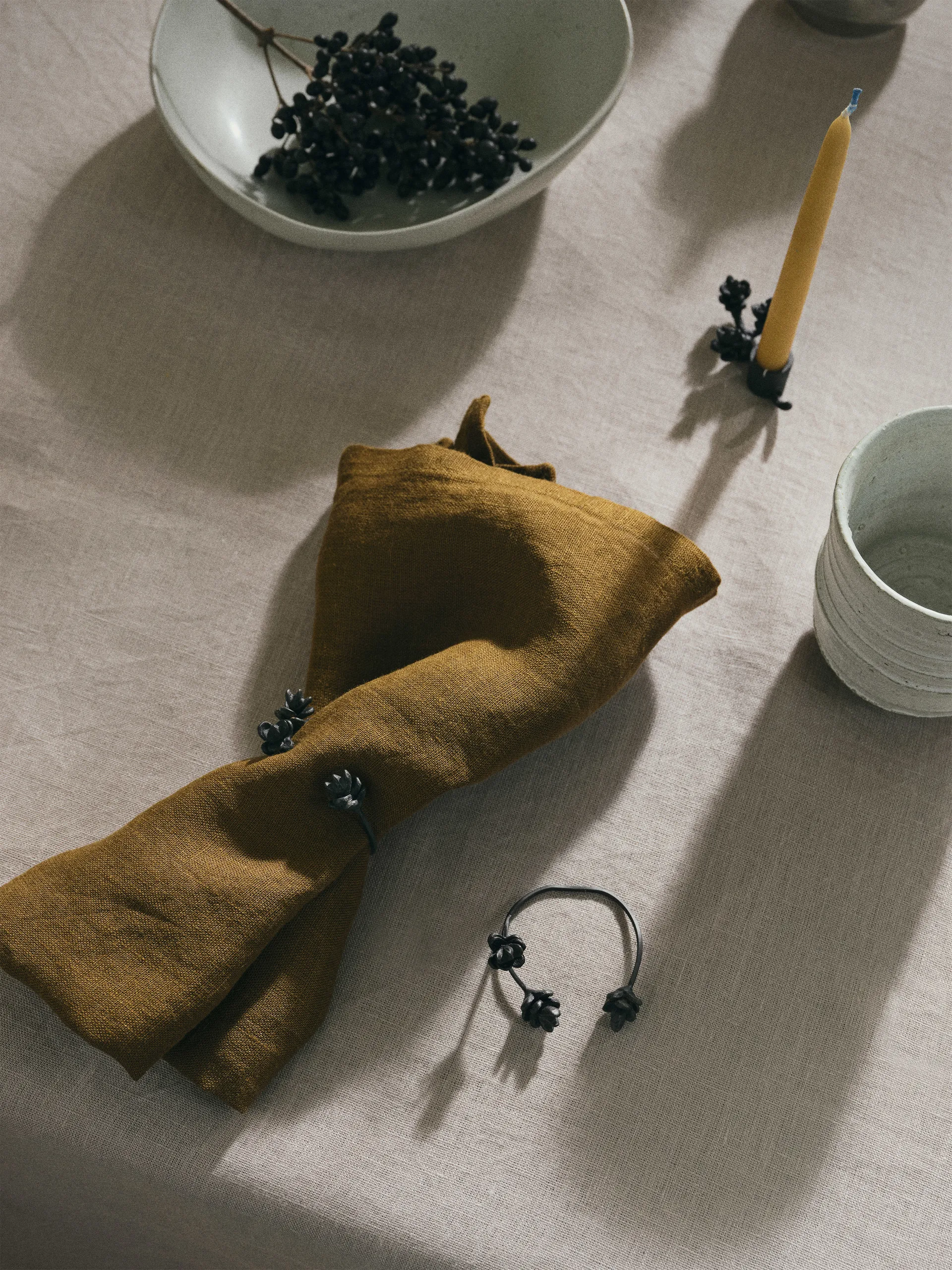 Rond de serviette Forest, lot de 4, Black brass Ferm Living