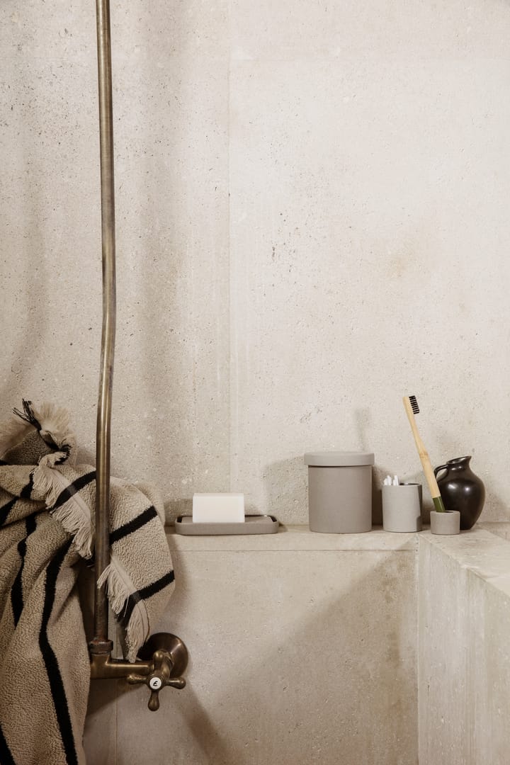 Serviette de bain Alee 70x140 cm, Sand-black Ferm Living