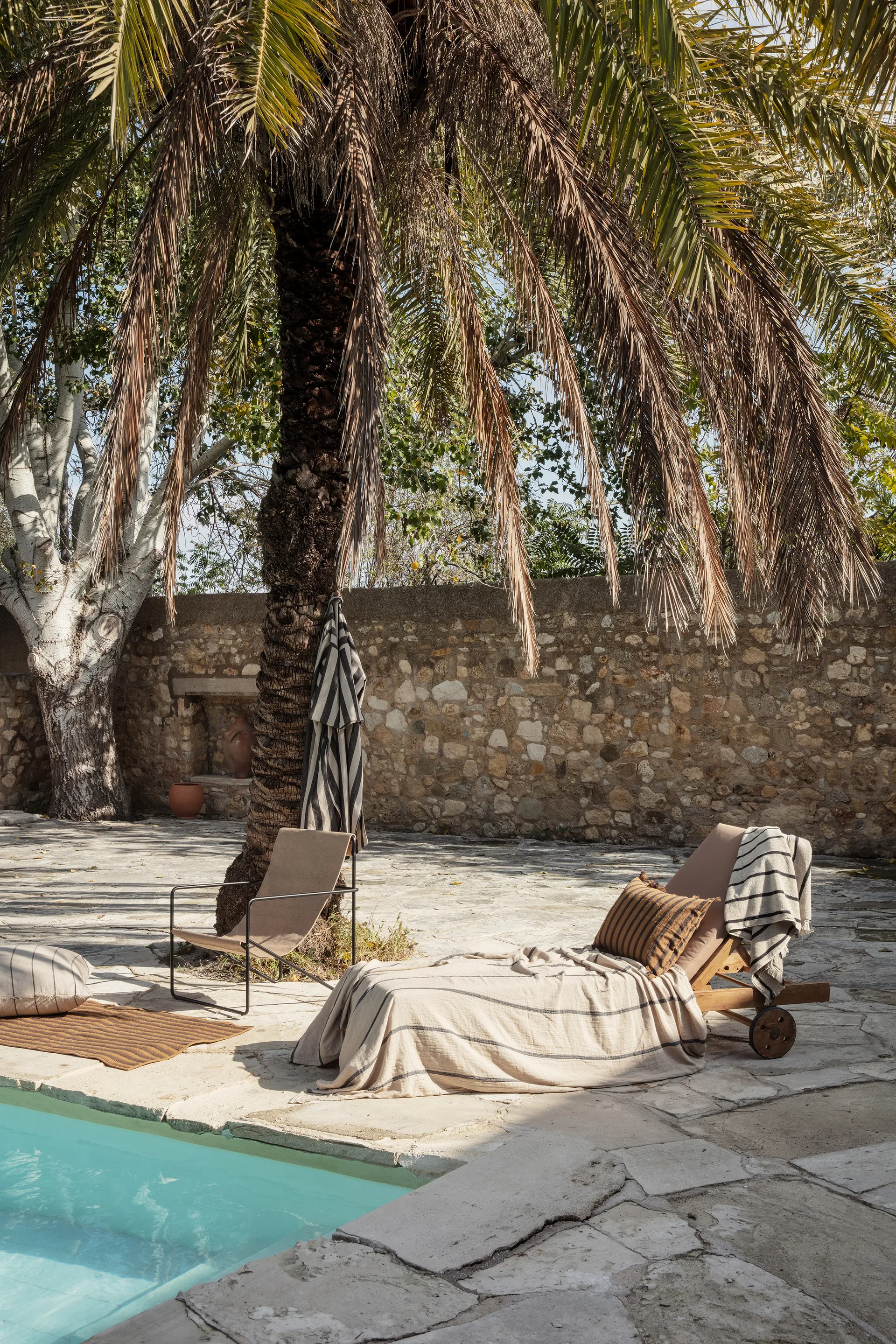 Serviette de bain Alee 70x140 cm, Sand-black Ferm Living