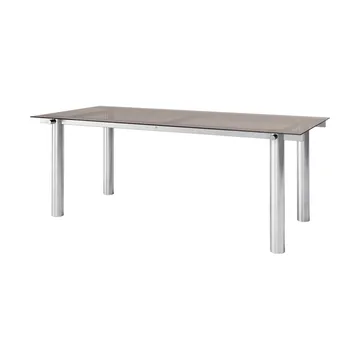 Table à manger Atura - Acier inoxydable brossé/verre teinté foncé, 90x200 cm - Ferm Living