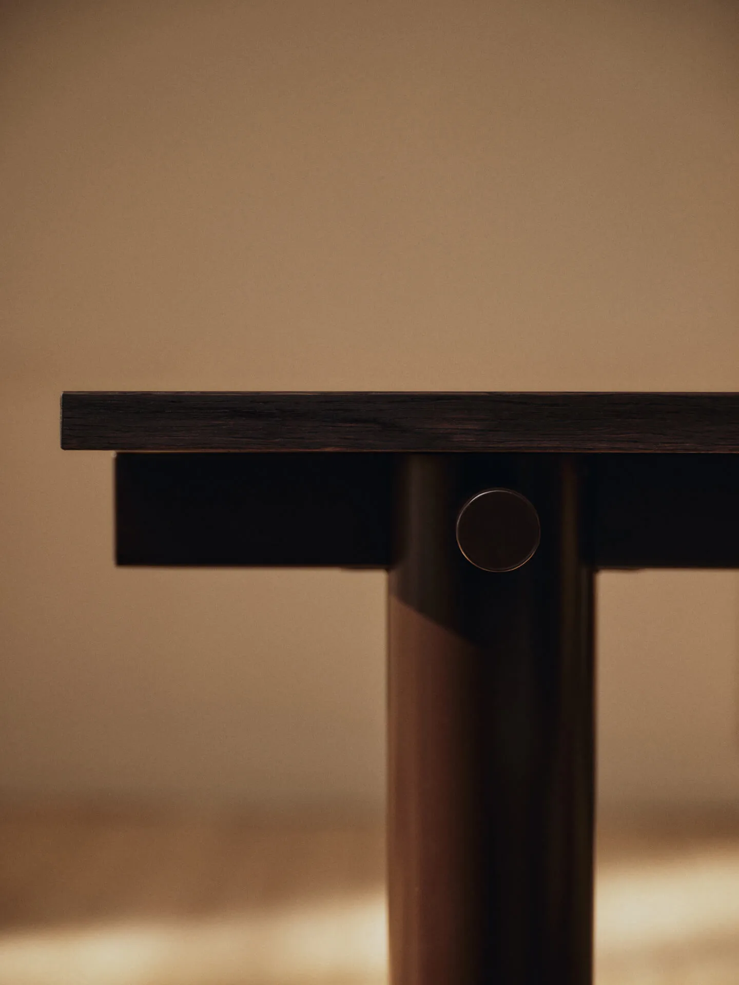 Table à manger Atura, Dark chocolate-chêne teinté foncé, 90x160 cm Ferm Living