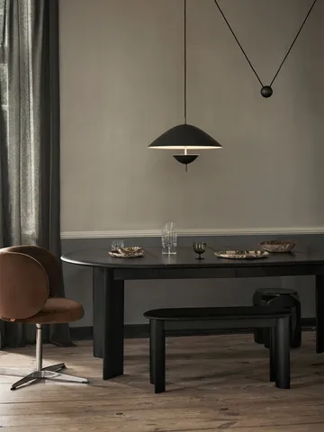 Table à manger Bevel Extendable - Hêtre huilé noir, inclut 2 rallonge - Ferm Living