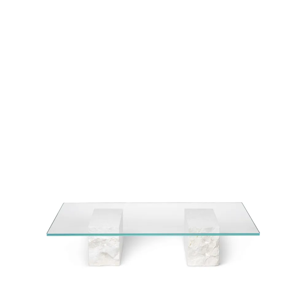 Table basse Mineral, verre, base en marbre Ferm Living