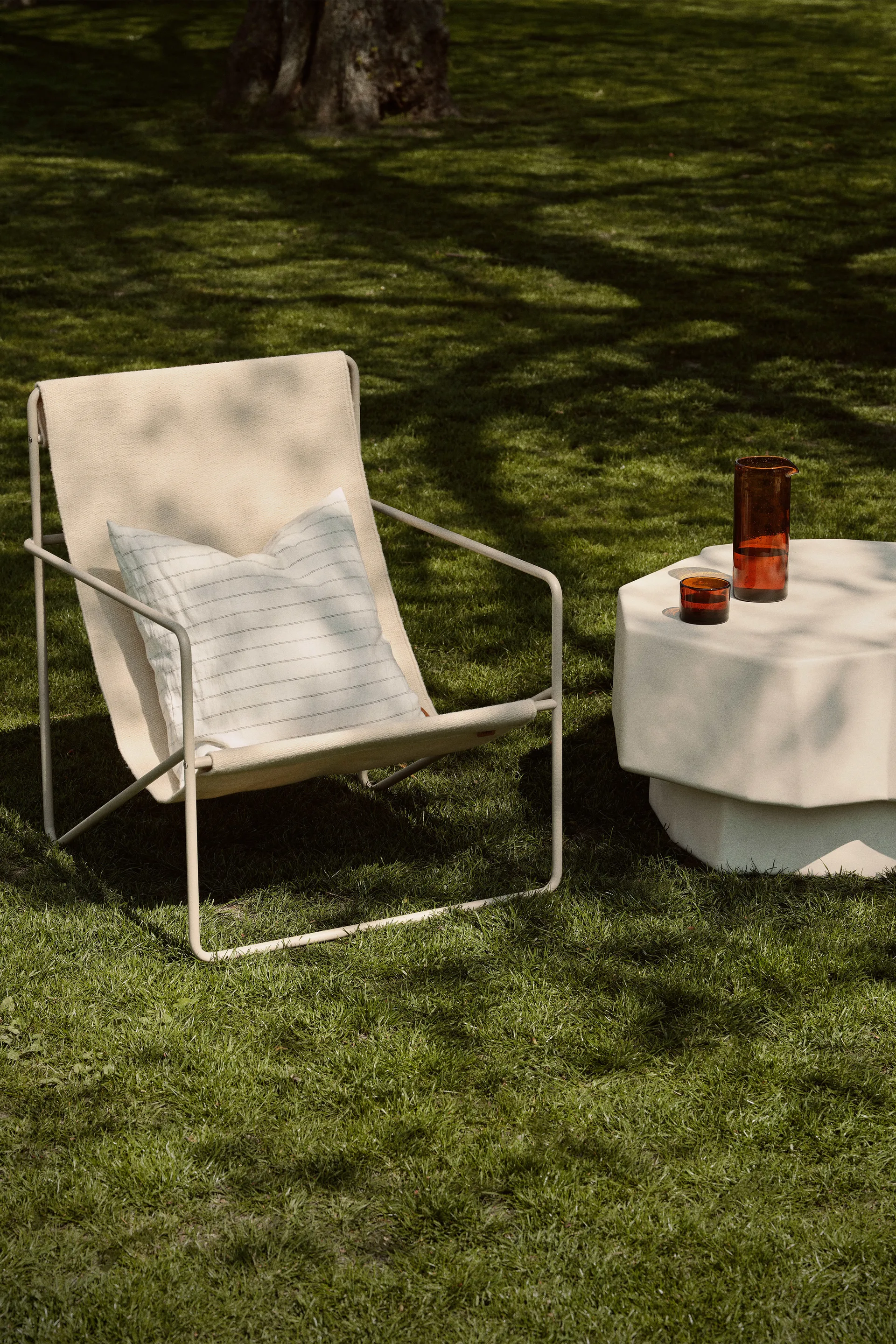 Table basse Staffa 83,7x75,8 cm, Ivoire Ferm Living