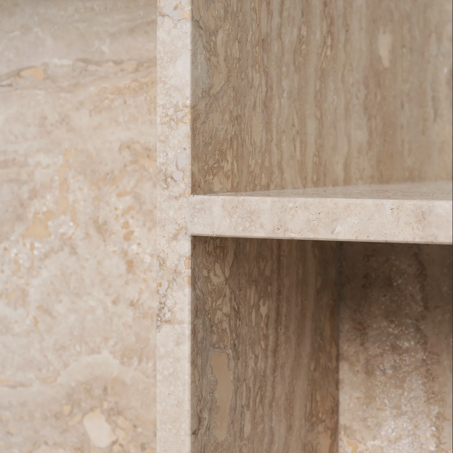 Table d'appoint Distinct 59,5x35x50 cm, Travertine Ferm Living