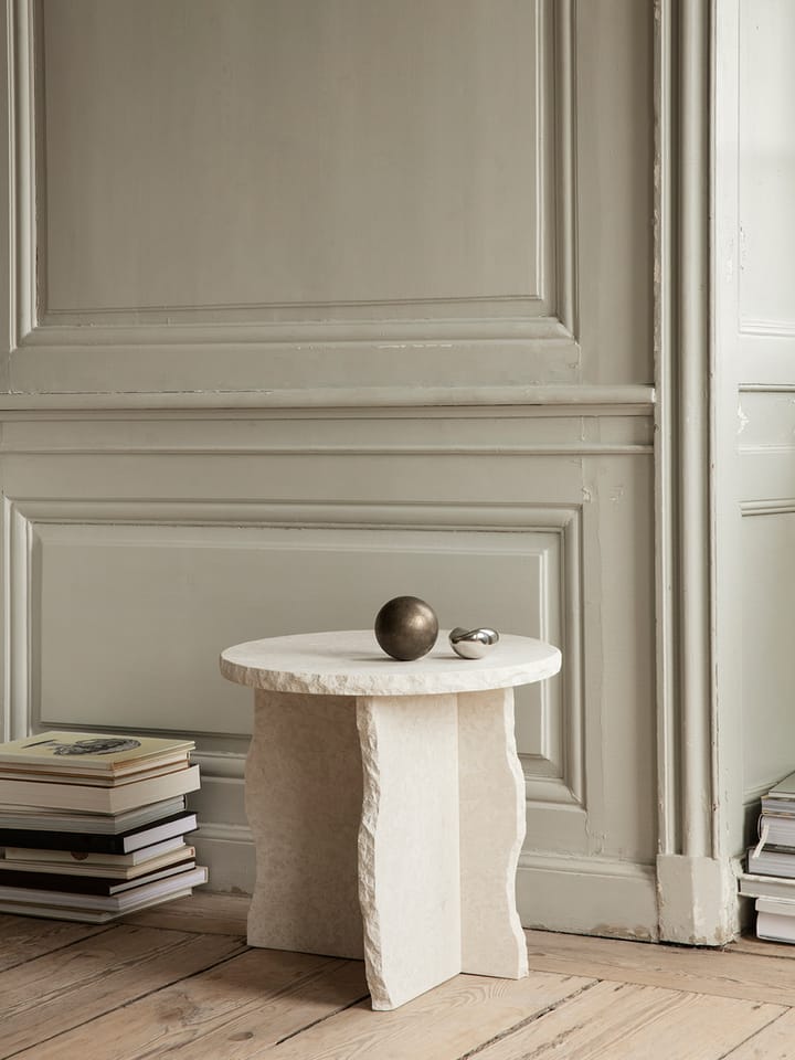 Table Mineral Sculptural Ø52 cm, Bianco Curia Ferm Living