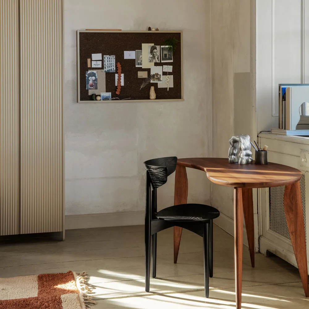 Tableau d’affichage Kant, olive, 96x63 cm Ferm Living