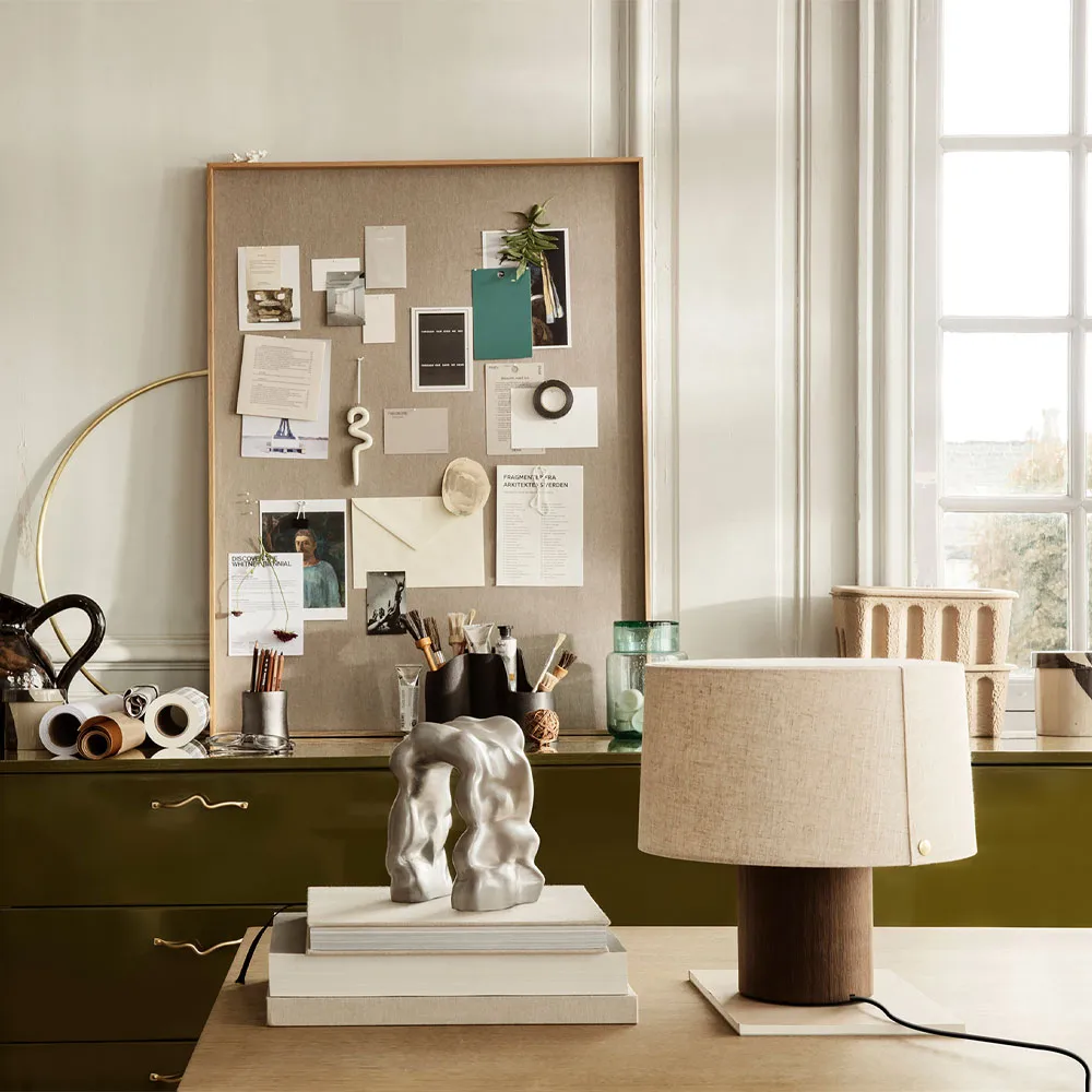 Tableau d’affichage Scenery, black, large Ferm Living