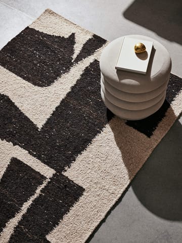 Tapis en laine Piece - Blanc cassé-café, 140x200 cm - Ferm Living