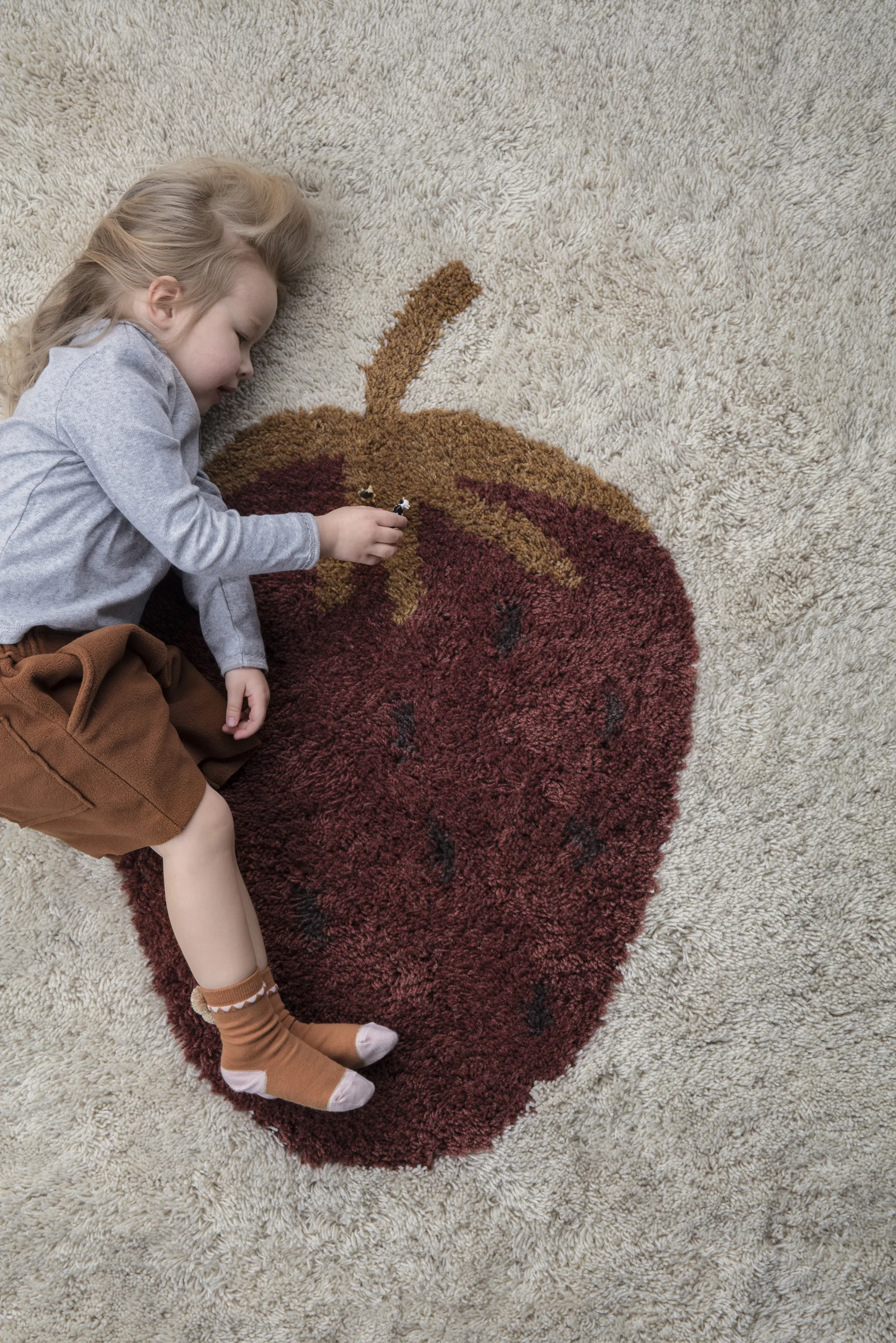 Tapis Fruiticana L 120x180 cm, Strawberry Ferm Living