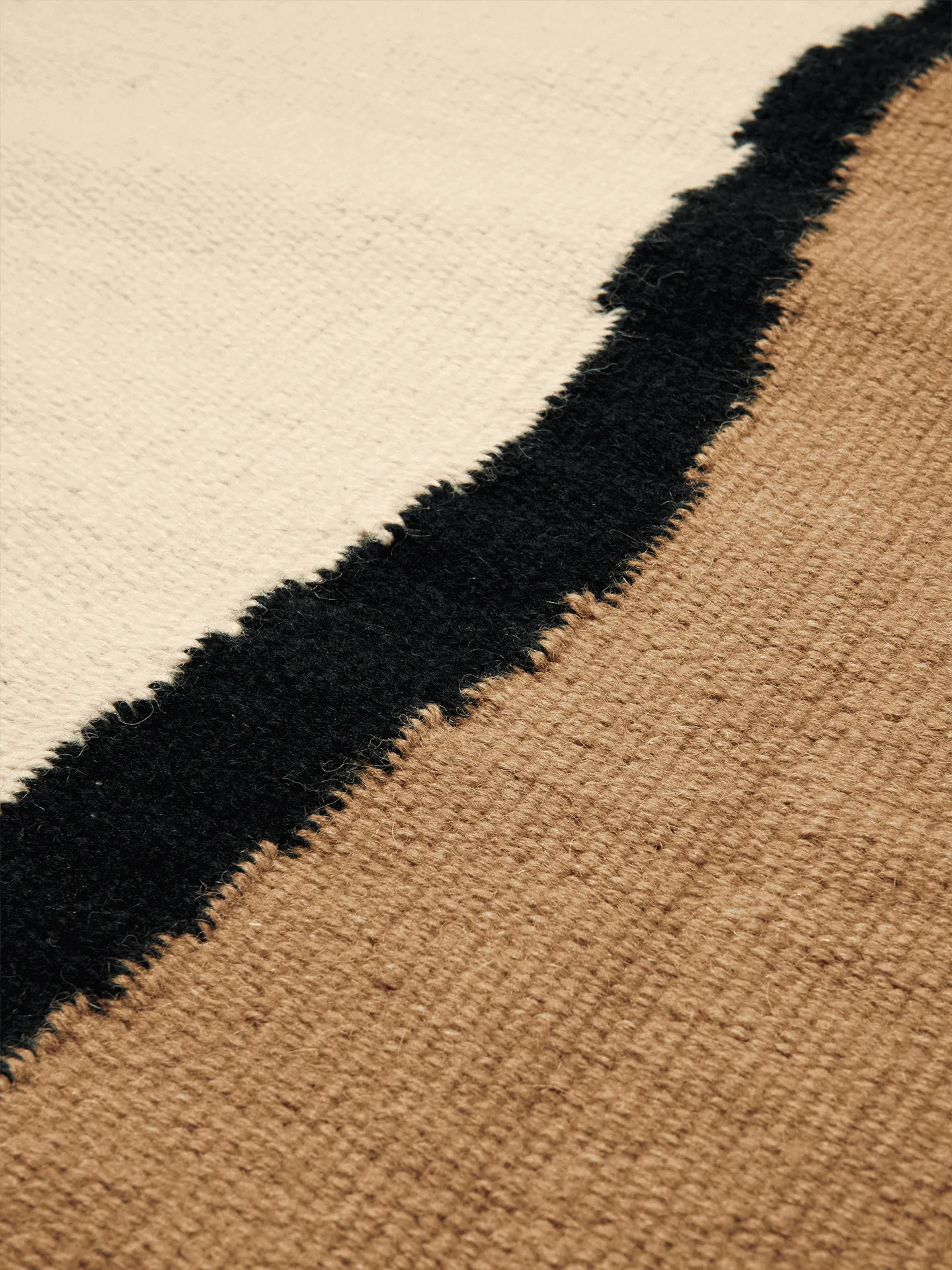 Tapis Soil Kelim, Dark sand-off white, 140x200 cm Ferm Living