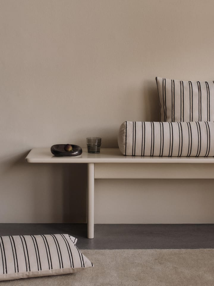 Twill coussin cylindrique bolster, Off-white-black Ferm Living