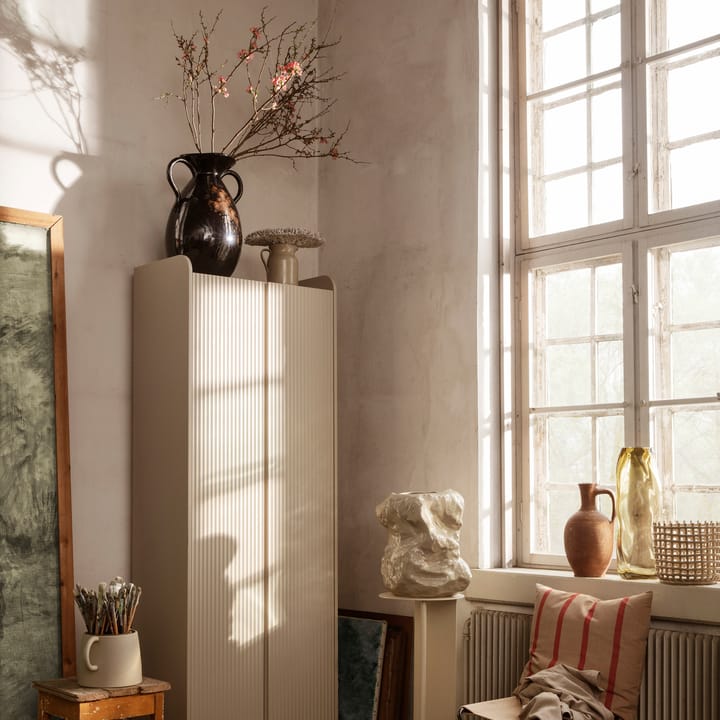 Vase de sol Verso 49 cm, Noir-marron Ferm Living