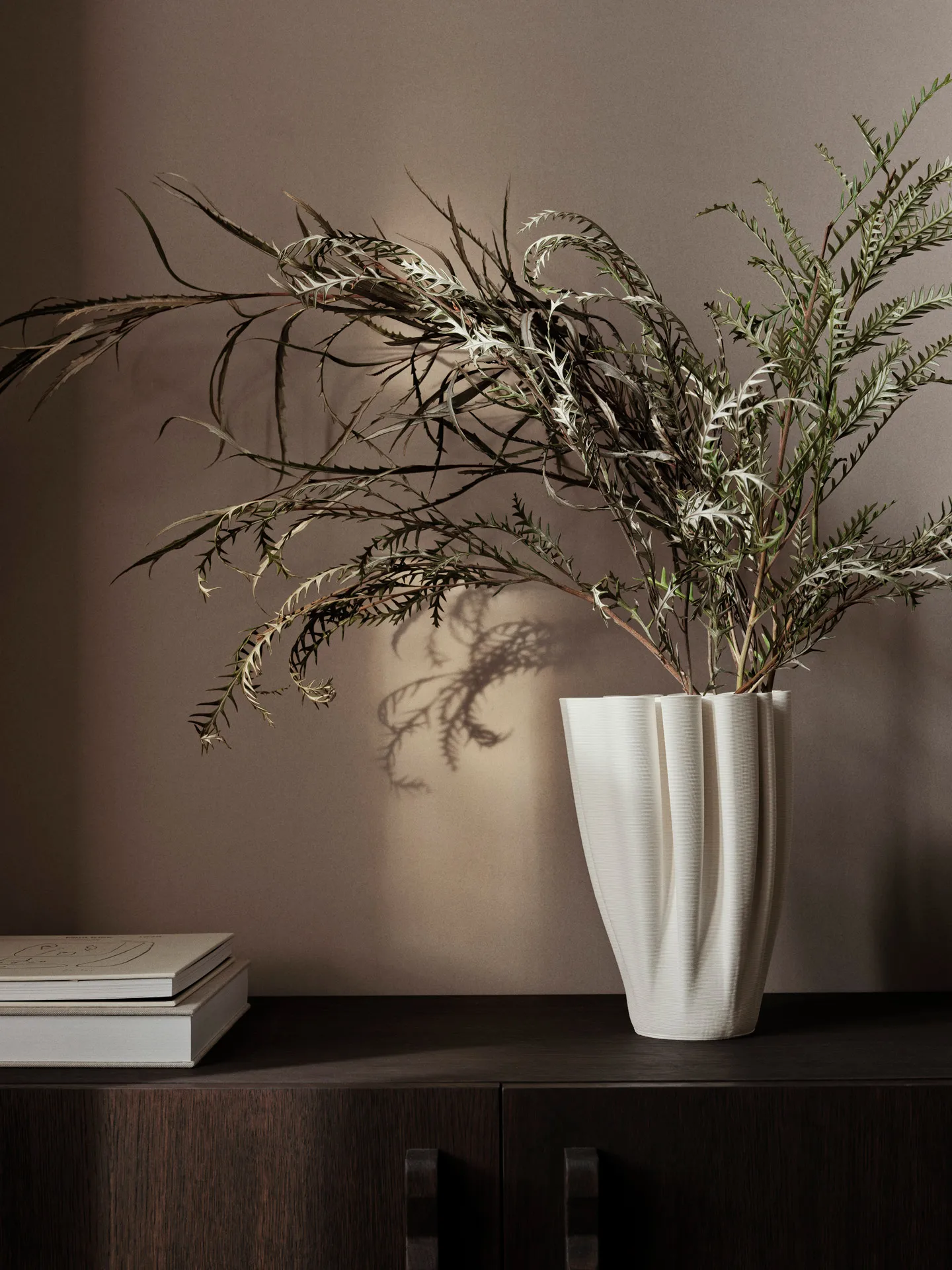 Vase Dedali 25 cm, Off-white Ferm Living