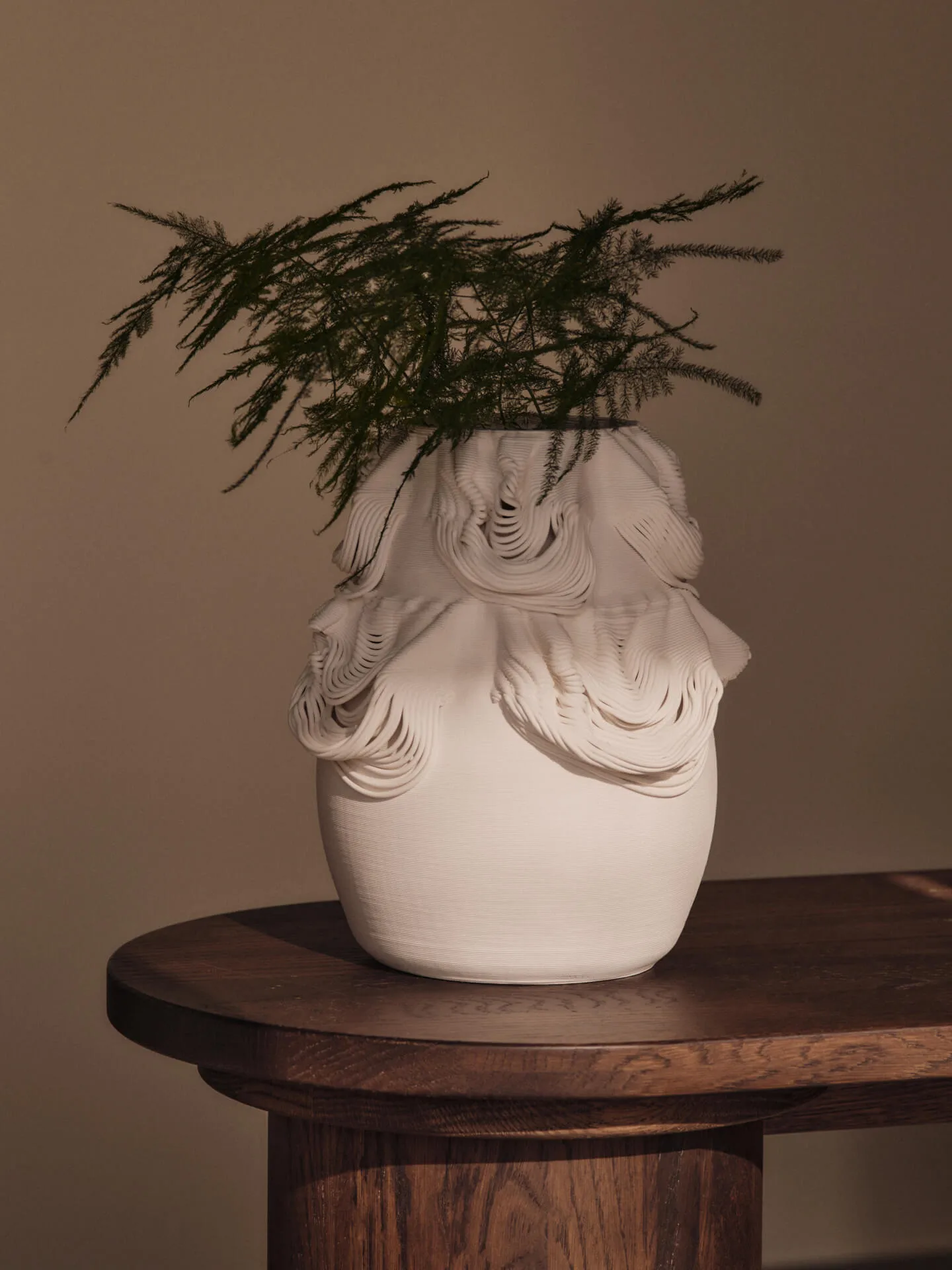 Vase Drisca 23 cm, Off-white Ferm Living