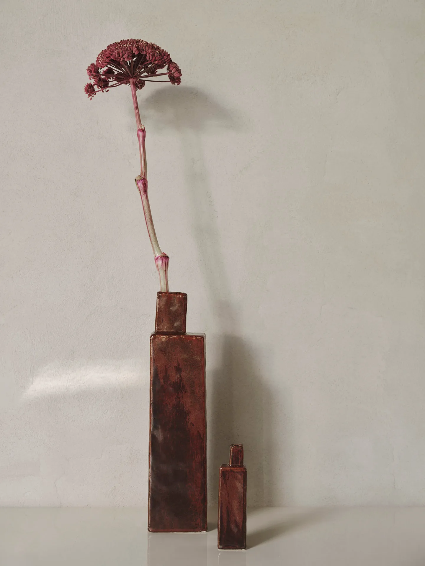 Vase Koa H40, Red brown Ferm Living