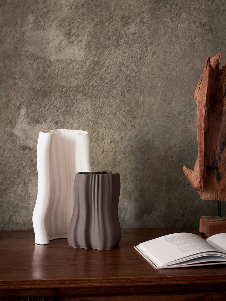 Vase Moire 20 cm, Anthracite Ferm Living