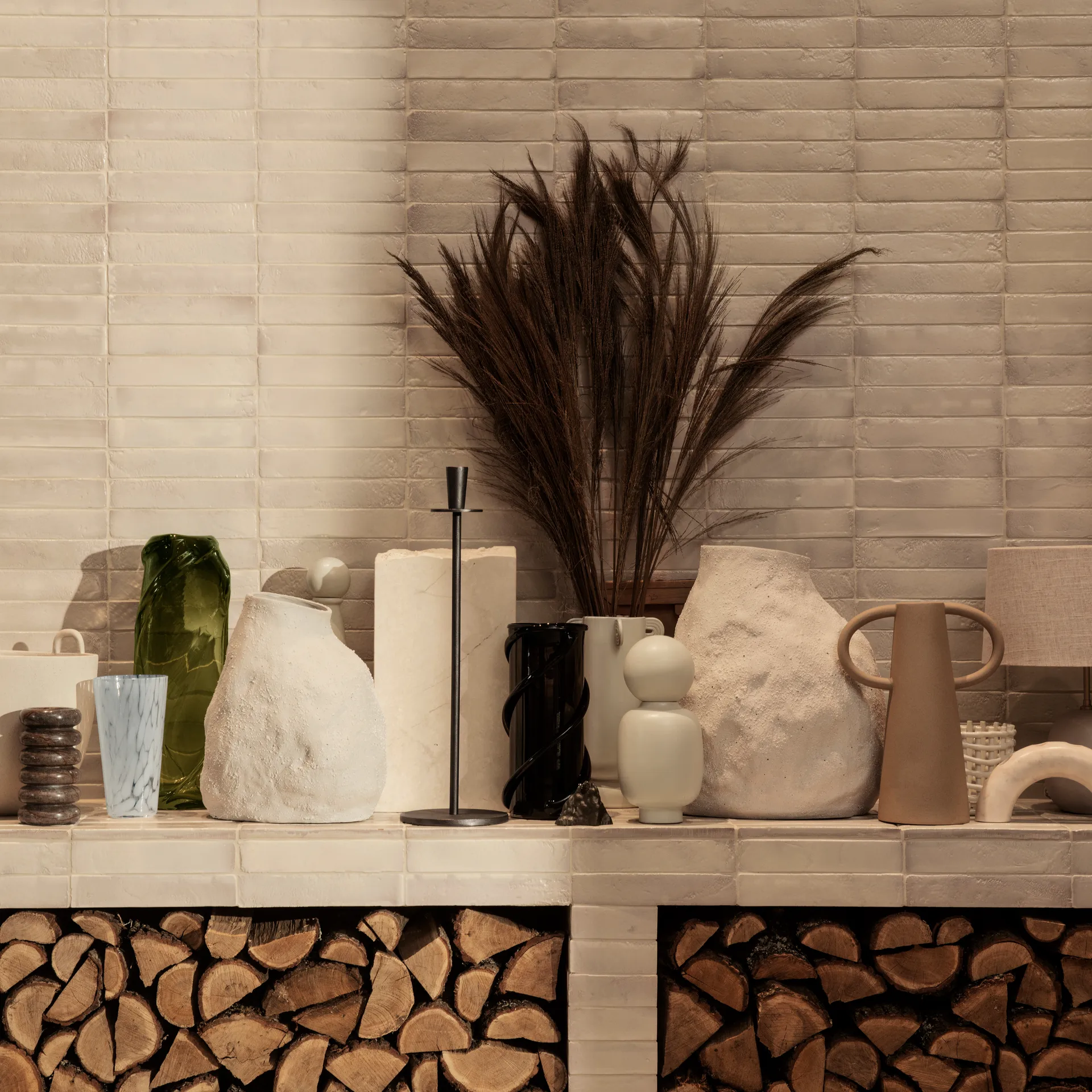 Vase Vulca off-white, Medium 36 cm Ferm Living