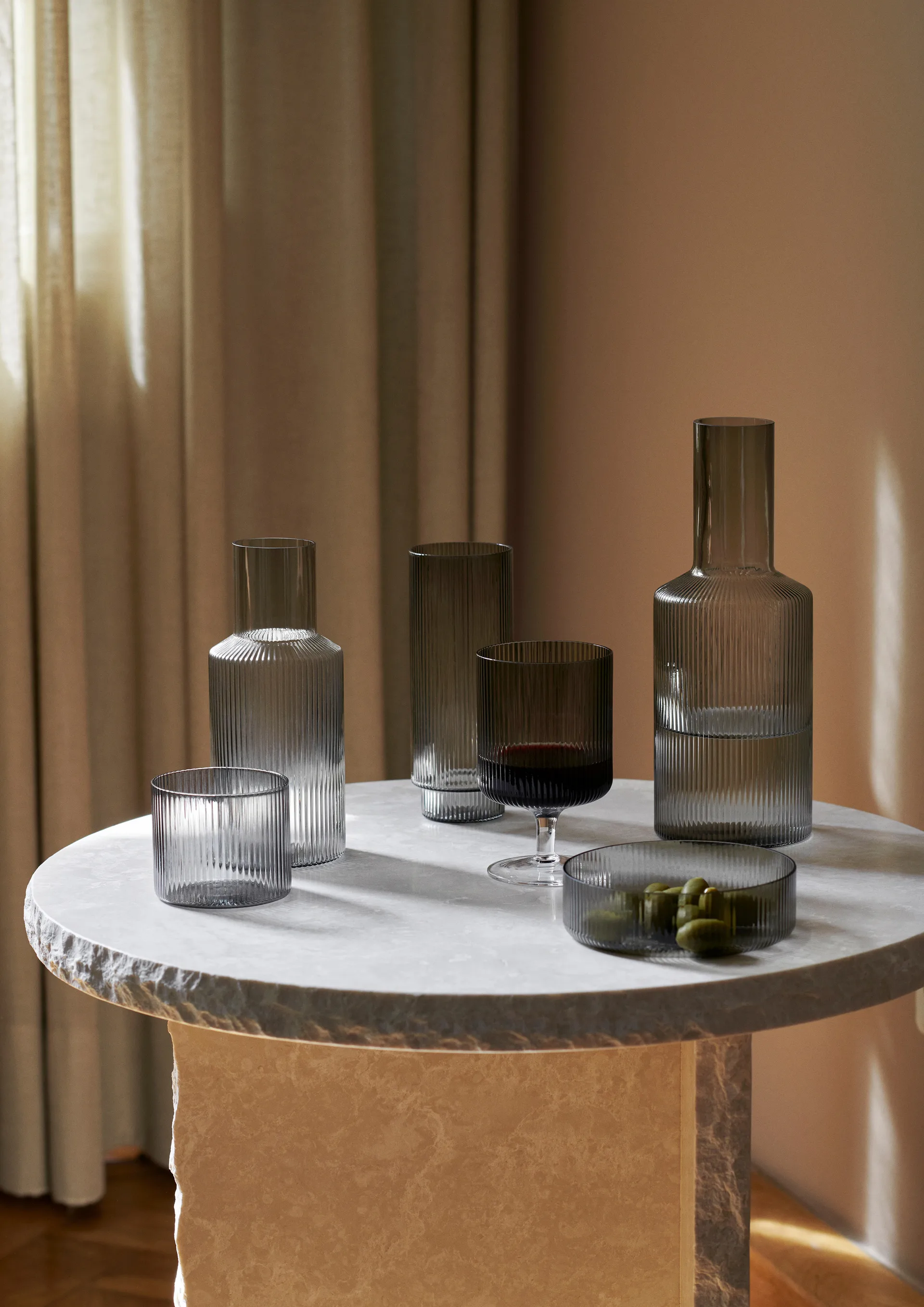 Verre bas Ripple Lot de 4, Smoked Grey Ferm Living
