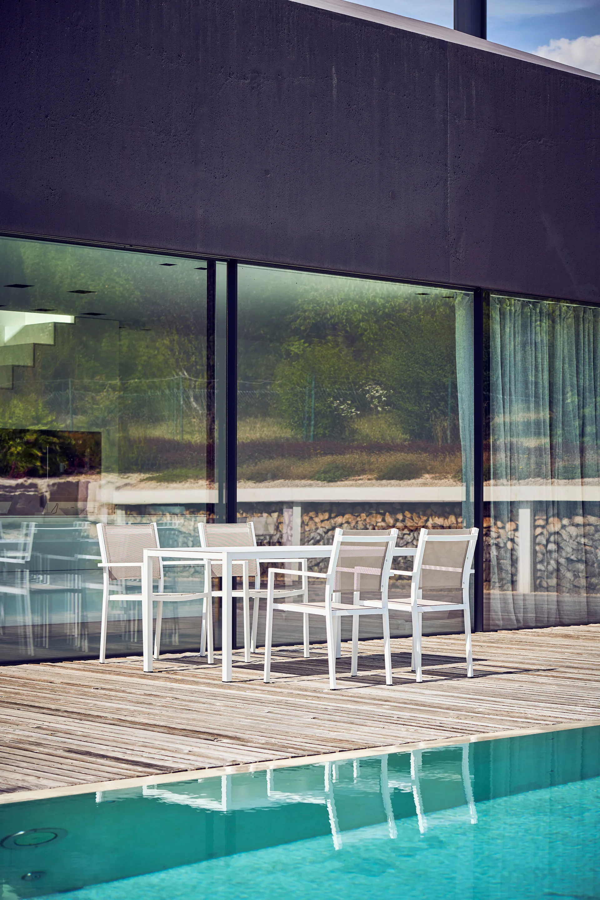 Chaise Aria, White Fiam