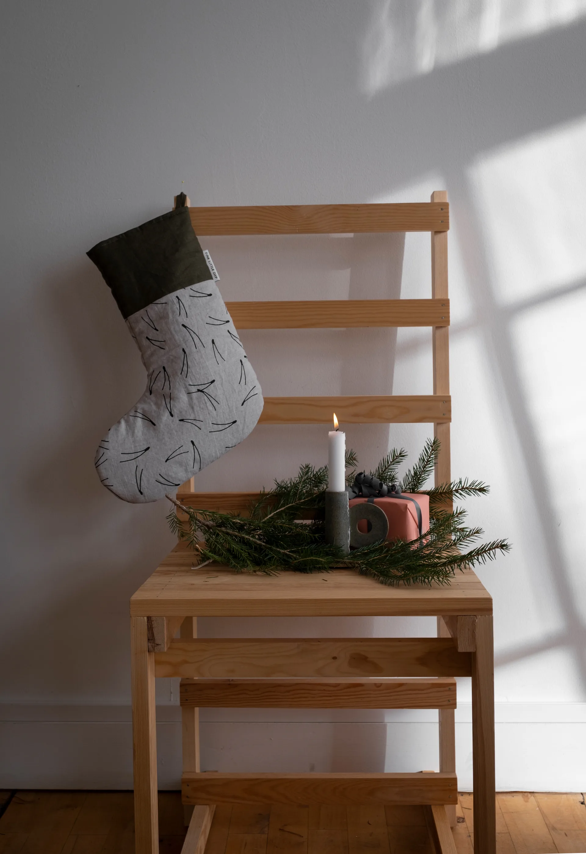 Chaussette de Noël Barr 40 cm, Noir-vert-nature Fine Little Day