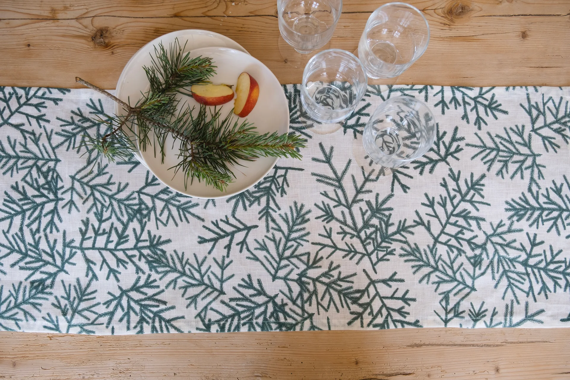 Chemin de table Granris, Blanc-vert Fine Little Day