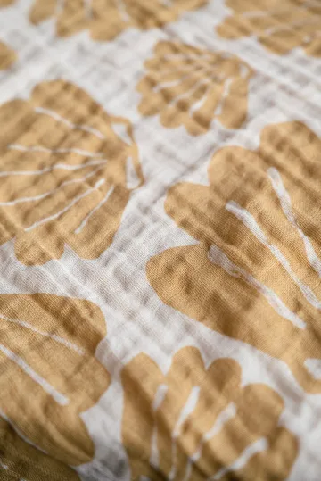 Couverture en mousseline Snäcka 120x120 cm - Sand - Fine Little Day
