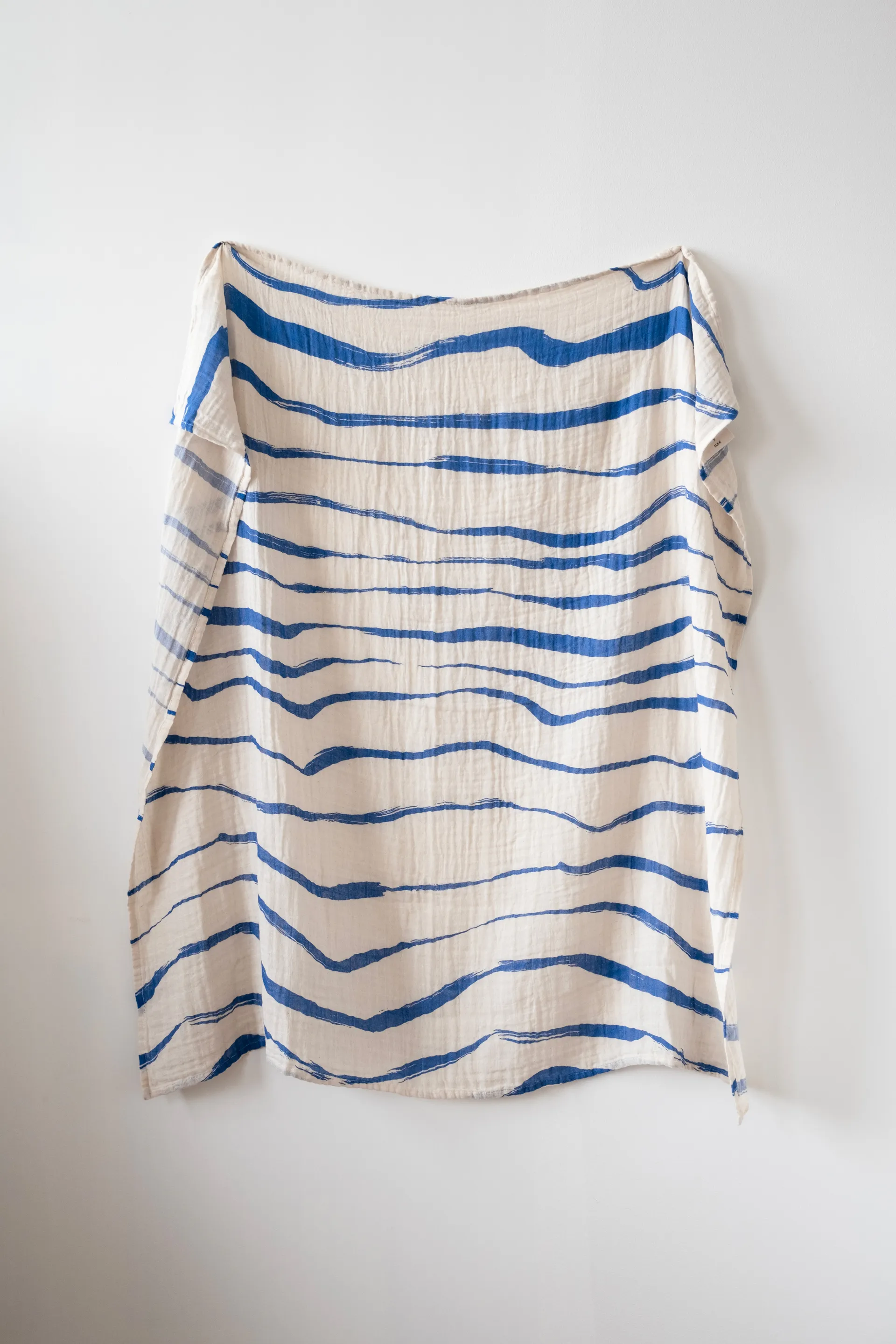 Couverture en mousseline Våg 120x120 cm, Blue Fine Little Day