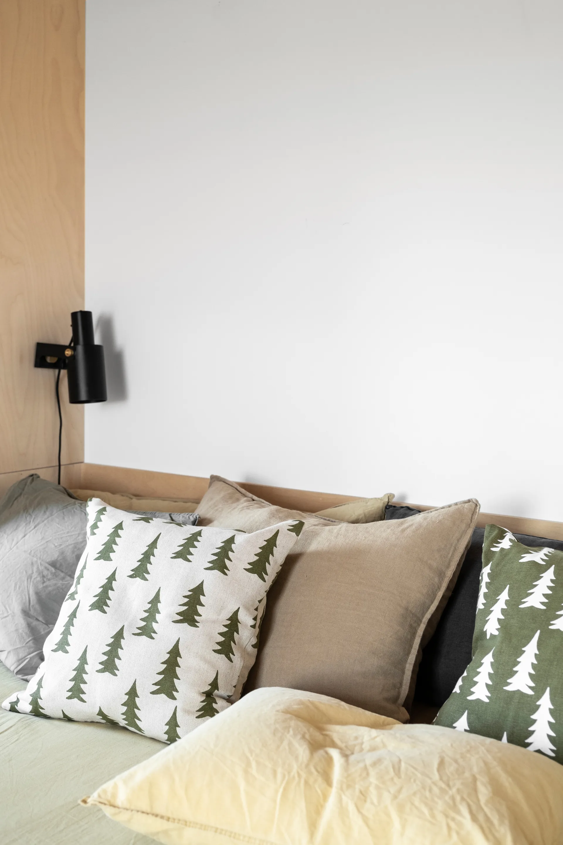 Housse de coussin Gran, Vert olive Fine Little Day