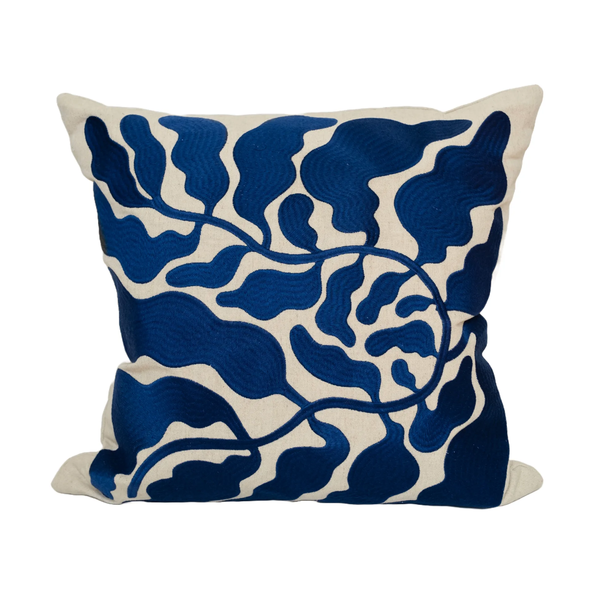 Housse de coussin Leaves brodée 48x48 cm, Blue Fine Little Day