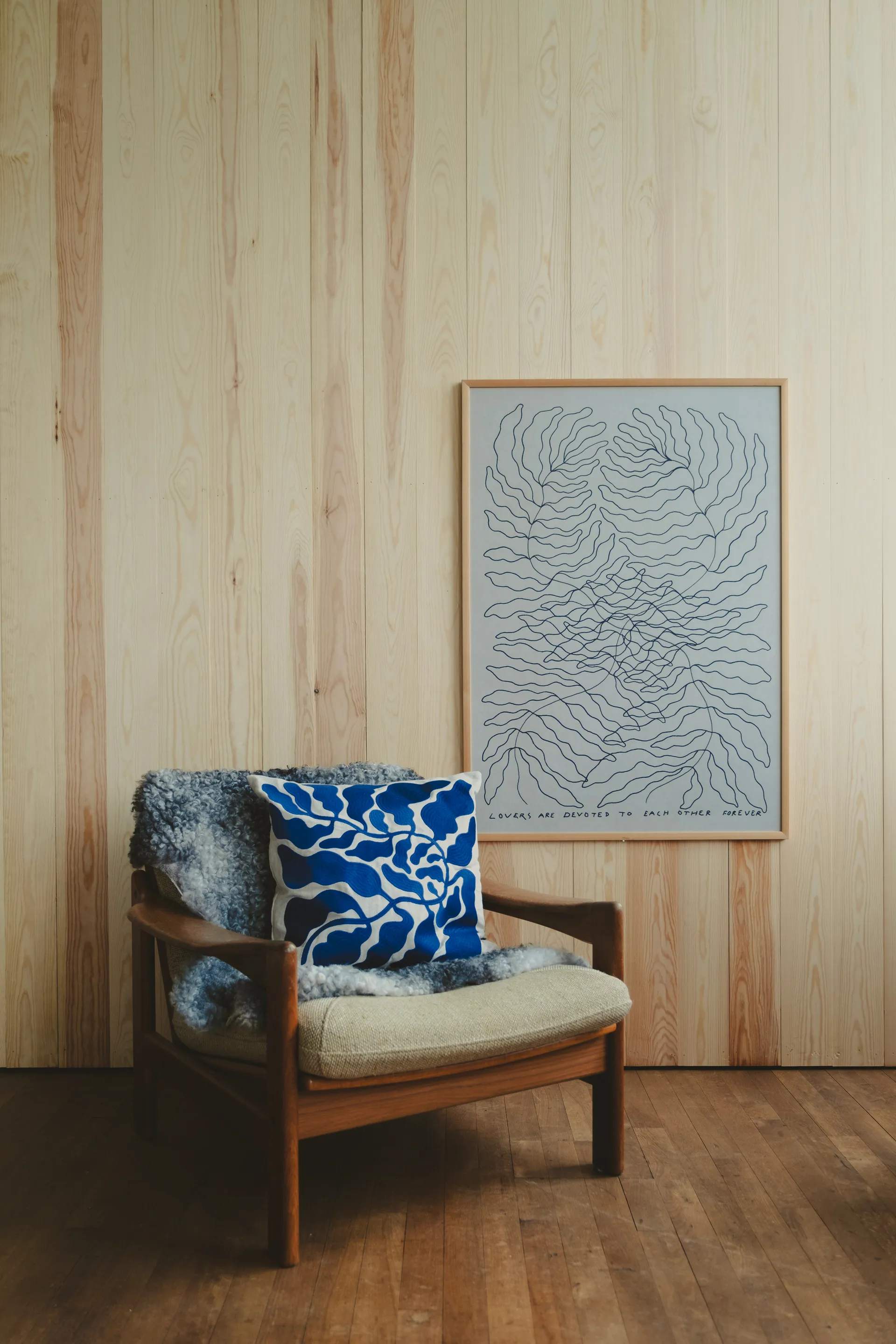 Housse de coussin Leaves brodée 48x48 cm, Blue Fine Little Day