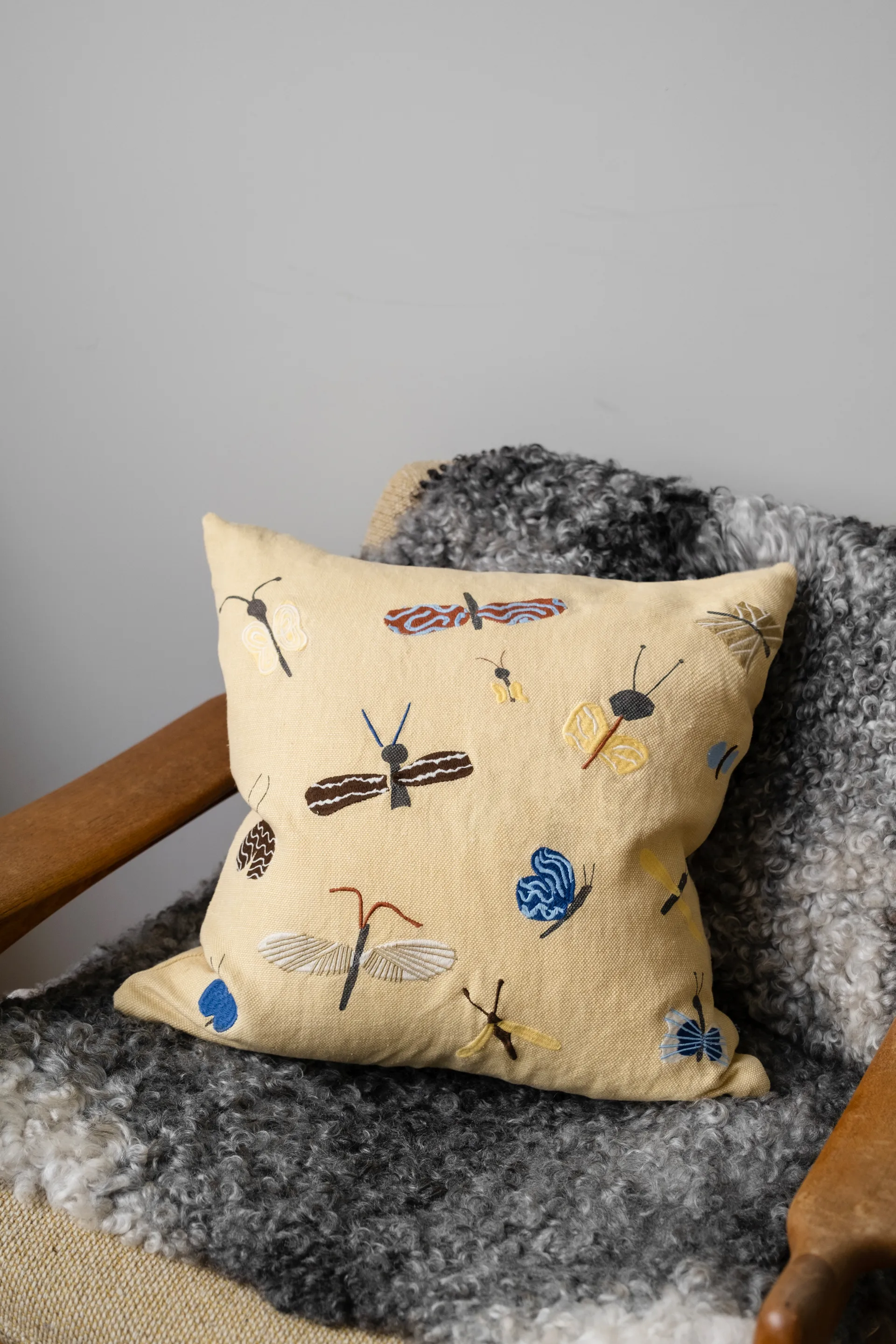 Housse de coussin Slända 48x48 cm, Yellow Fine Little Day