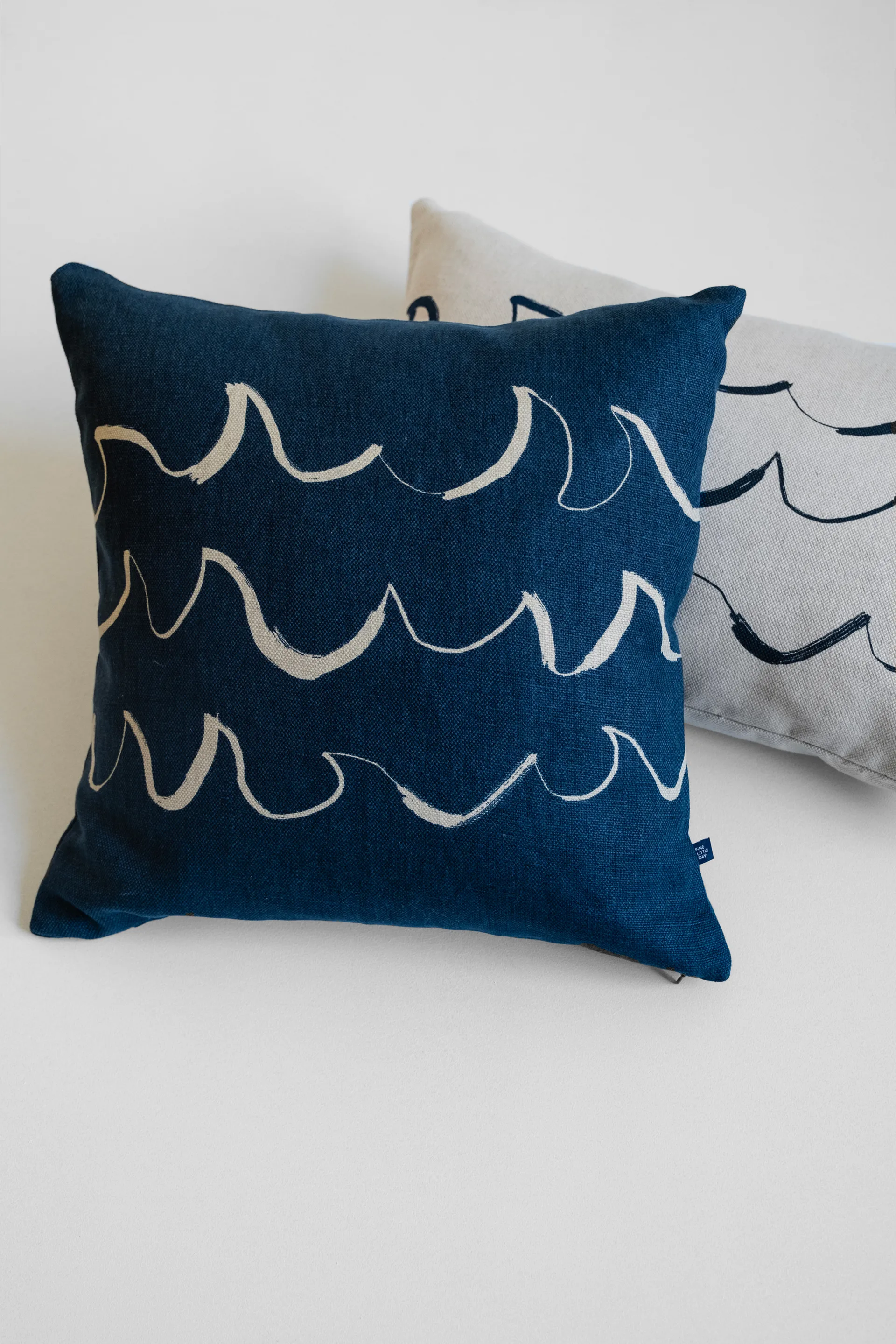 Housse de coussin Wave 48x48 cm, Blue Fine Little Day