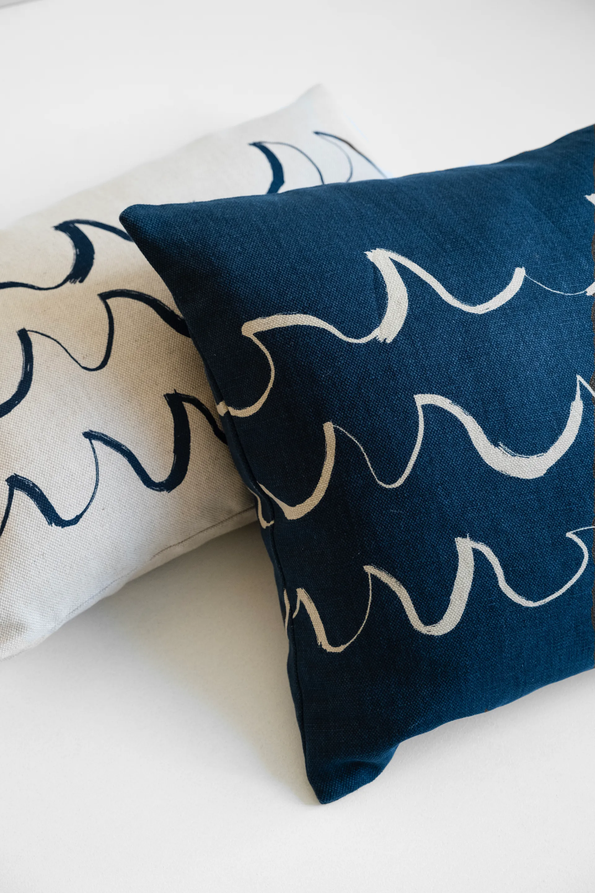 Housse de coussin Wave 48x48 cm, Blue Fine Little Day