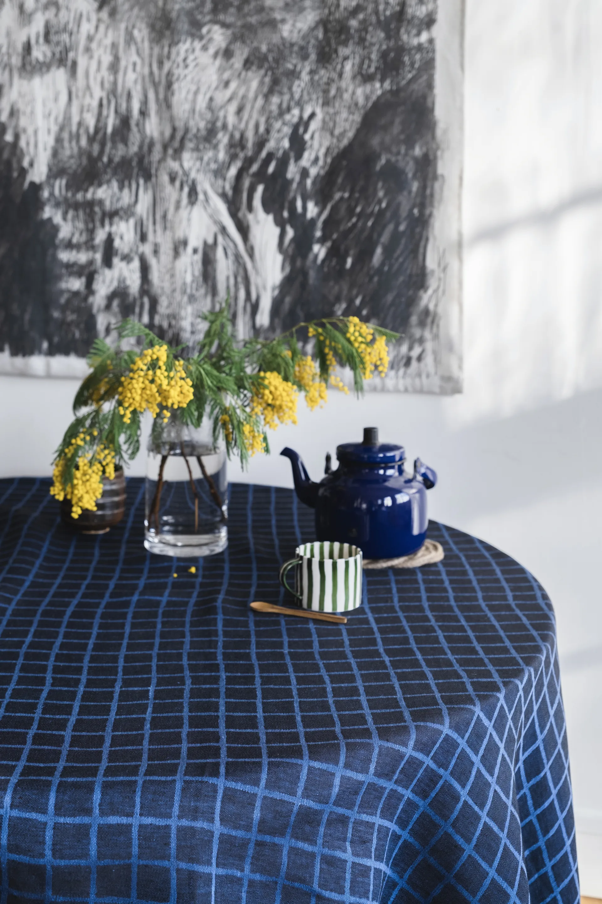 Nappe en jacquard Rutig 147x147 cm, Blue-black Fine Little Day