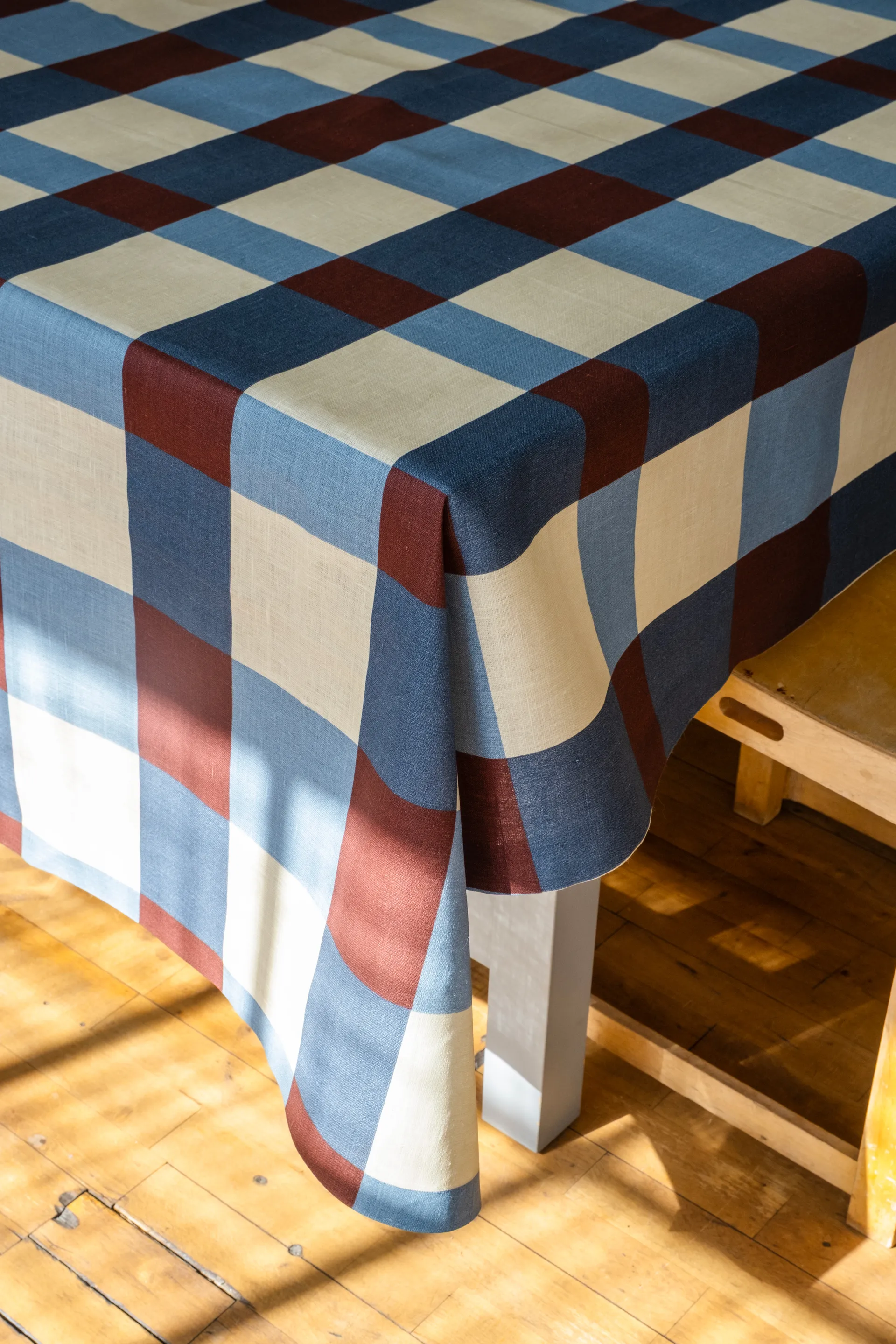 Nappe Fält 149x250 cm, Plum Fine Little Day