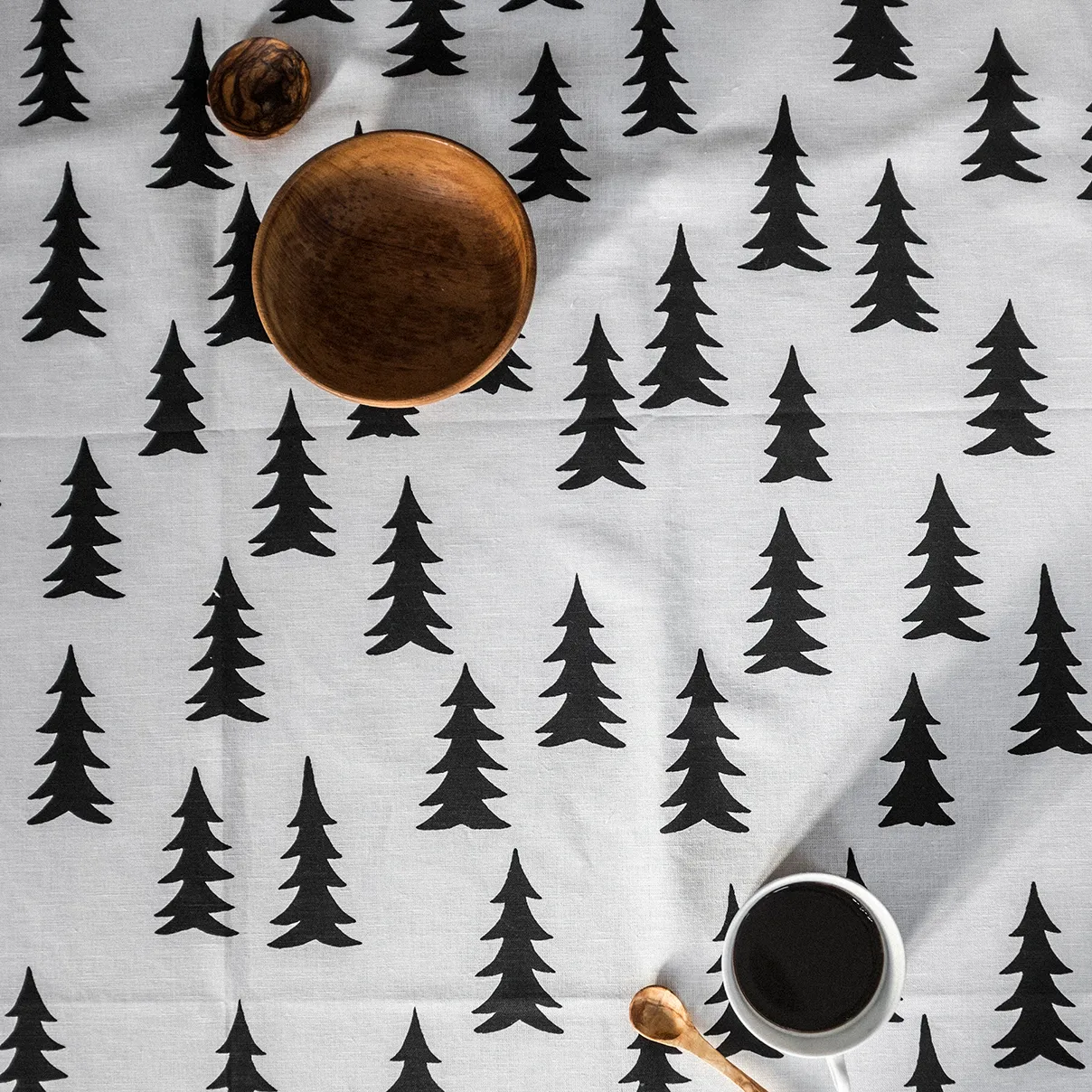 Nappe Gran 147x250 cm, Noir-blanc Fine Little Day