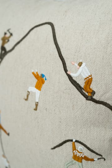 Taie Mountain climbers 48x48 cm - Nature - Fine Little Day
