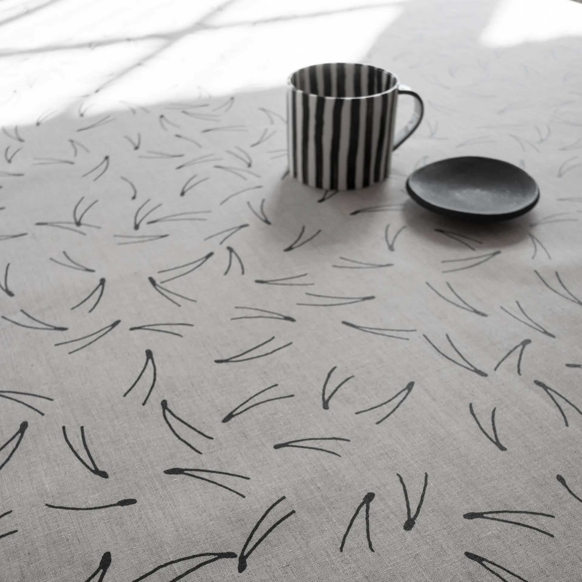 Toile cirée Barr, Noir-Nature Fine Little Day