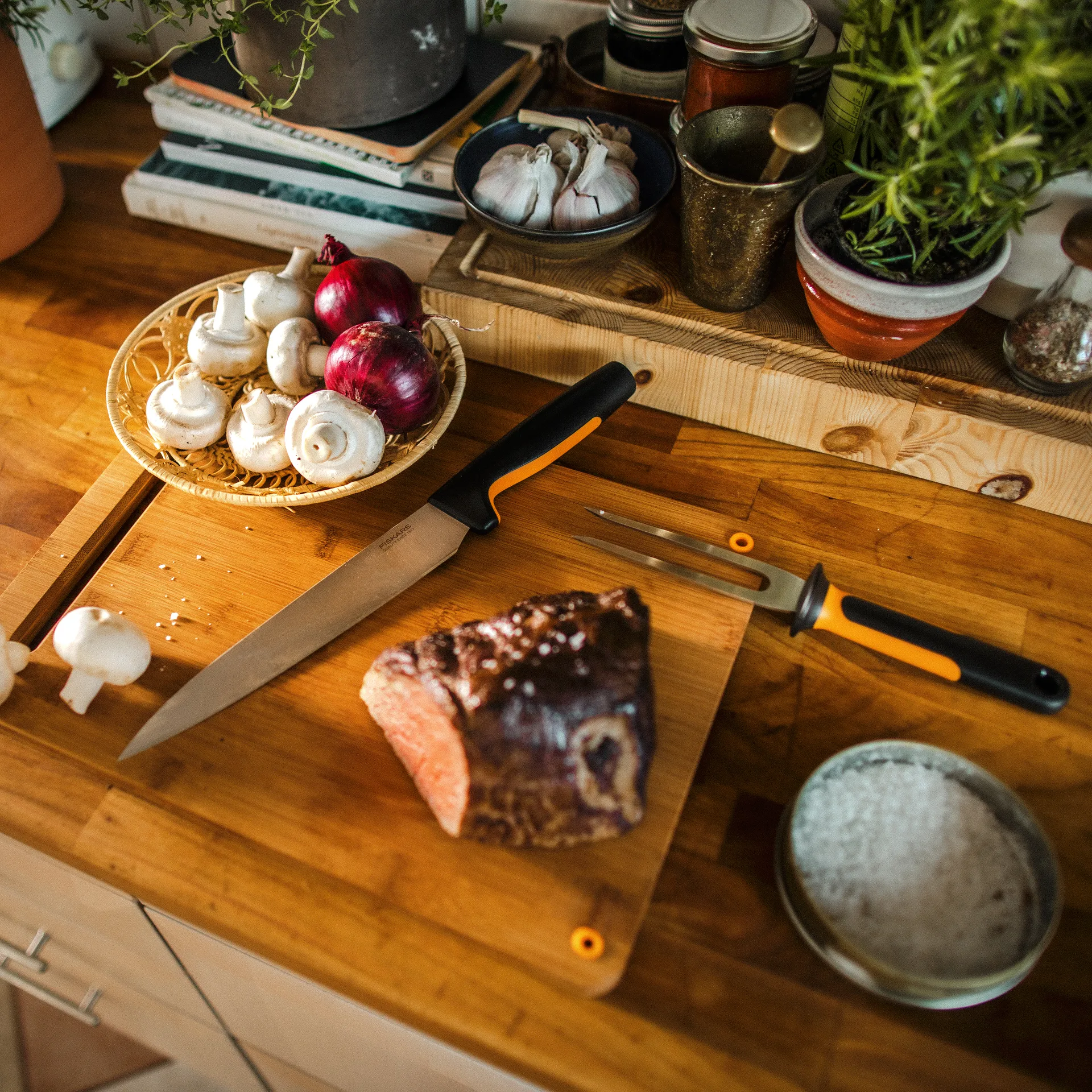 Couteau à découper Functional Form, 21 cm Fiskars