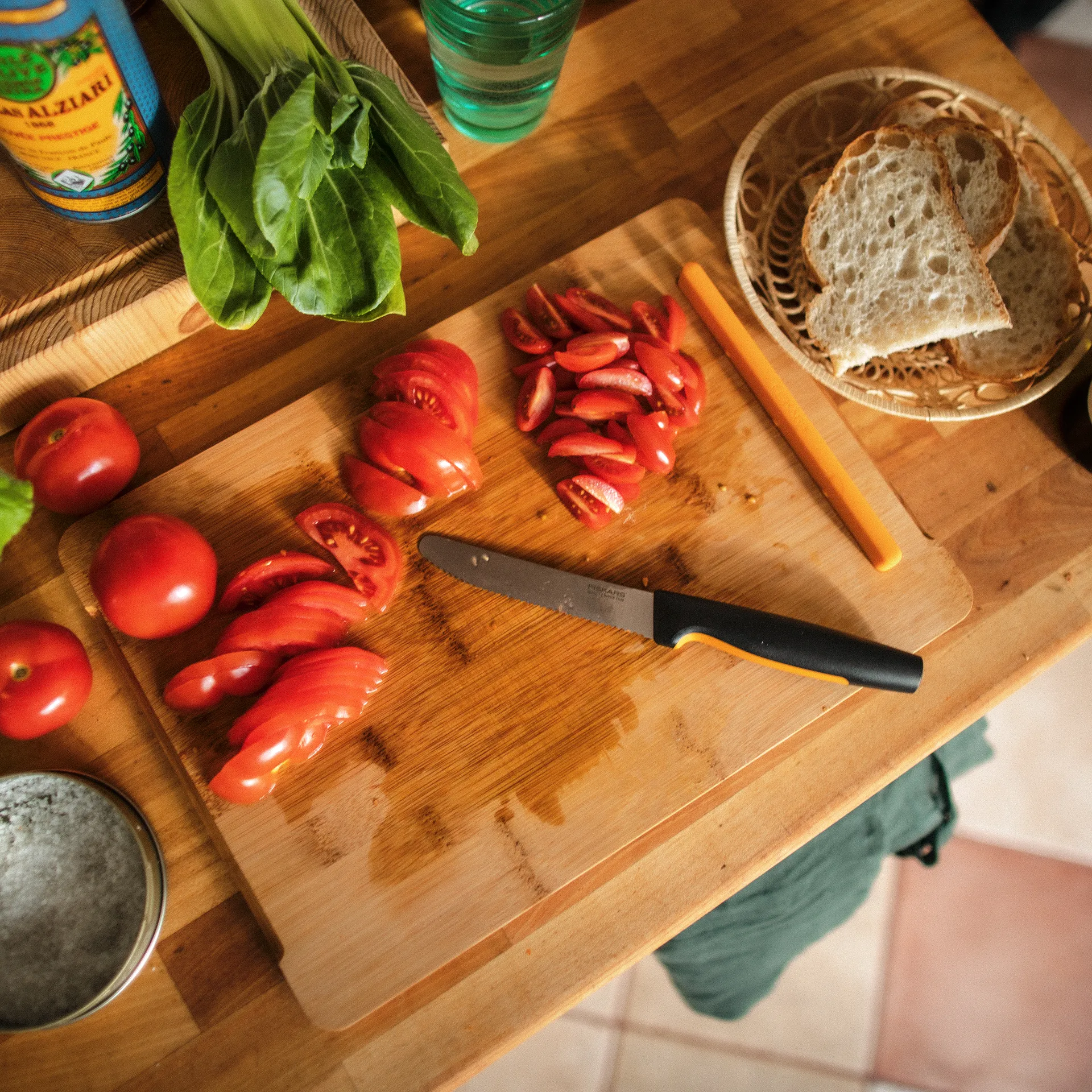 Couteau à tomate Functional Form, 12 cm Fiskars