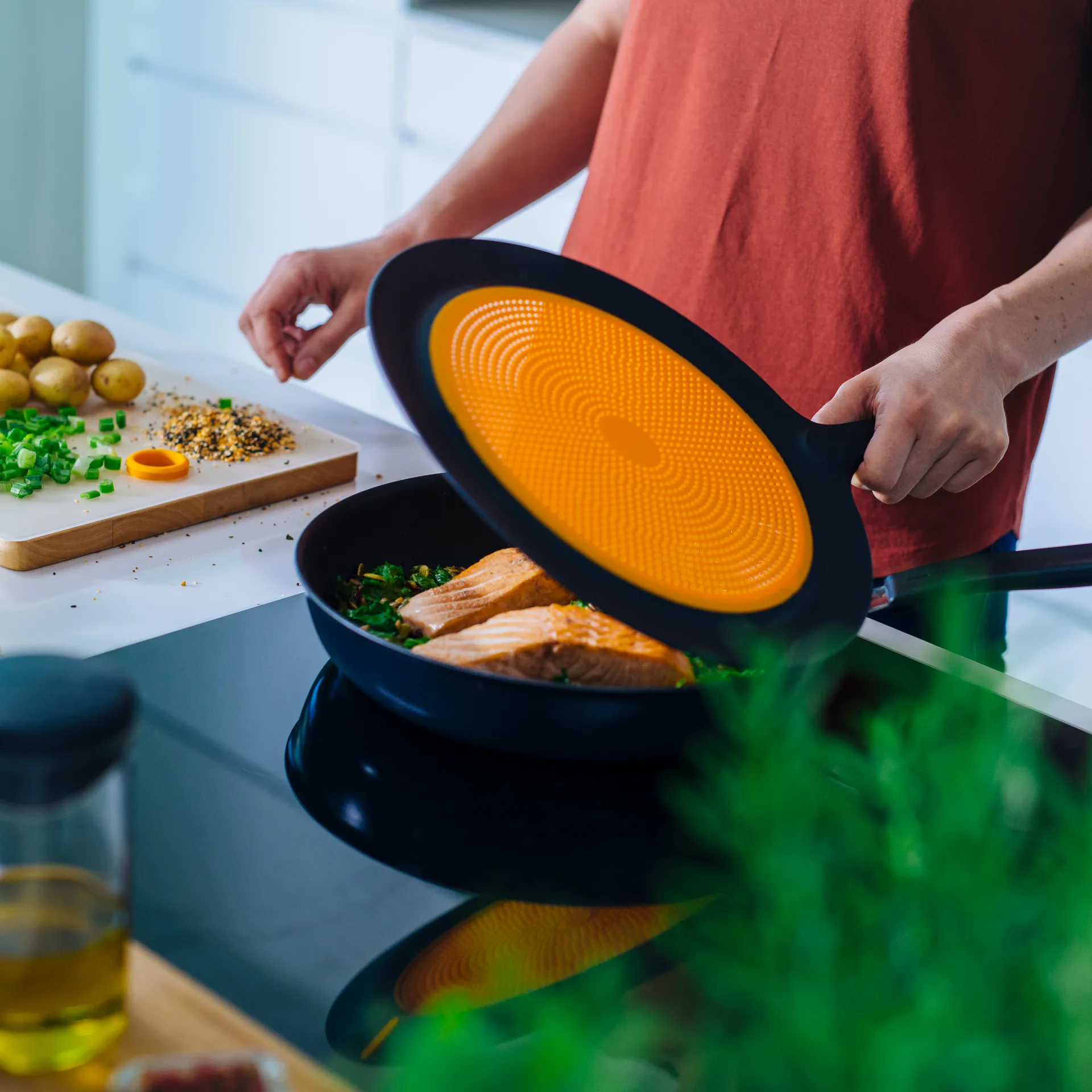 Couvercle silicone Functional Form, Noir Fiskars