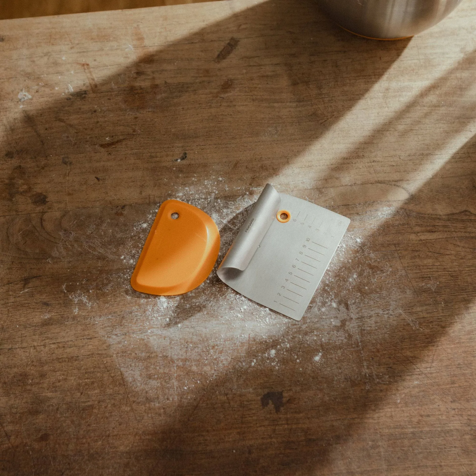 Functional Form racloir à pâte, métal-silicone, 2 pièces Fiskars