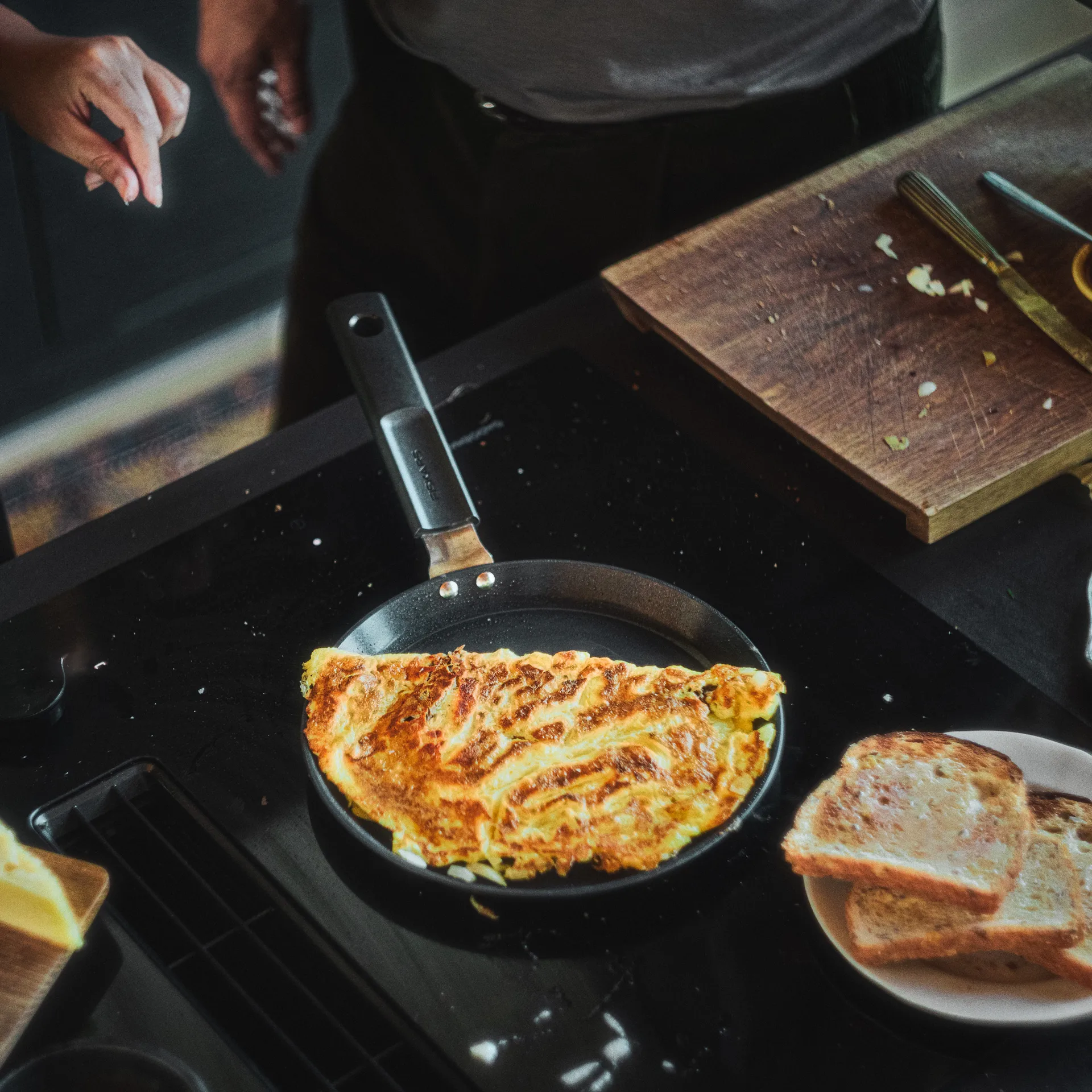 Poêle à crêpes Hard Face Ceratec Superior, 22 cm Fiskars